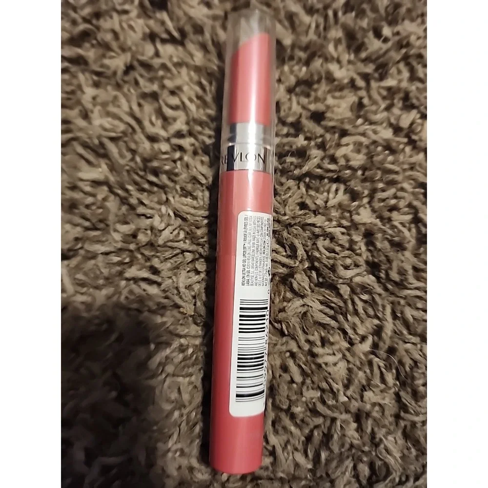 REVLON ULTRA HD LIPSTICK Color 720 HD PINK CLOUD 0.06oz Lip Stick, NEW &‎ SEALED